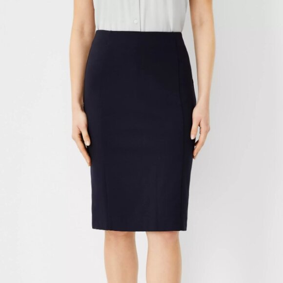 Ann Taylor Ponte Pencil Skirt in Atlantic Navy Size 14 - Picture 3 of 14